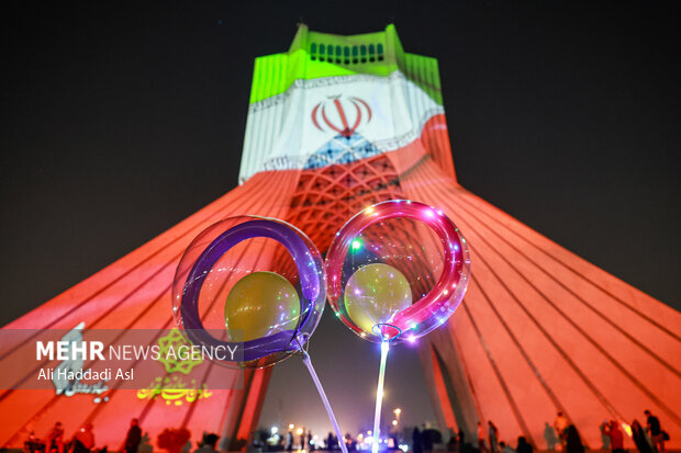 اجرای ویدئو مپینگ در میدان آزادی