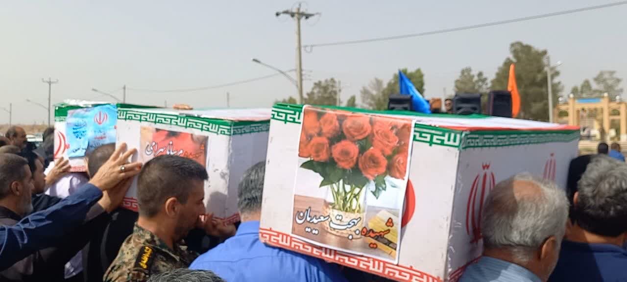 تشییع پیکر مطهر شهدای حمله رژیم صهیونیستی در اردستان