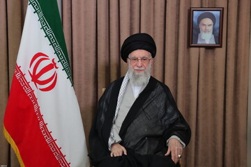 ڕێبەری باڵای ئێران: ڕژێمی زایۆنی لە ژێر گورزی کۆماری ئیسلامیدا لەت وپەت بوو