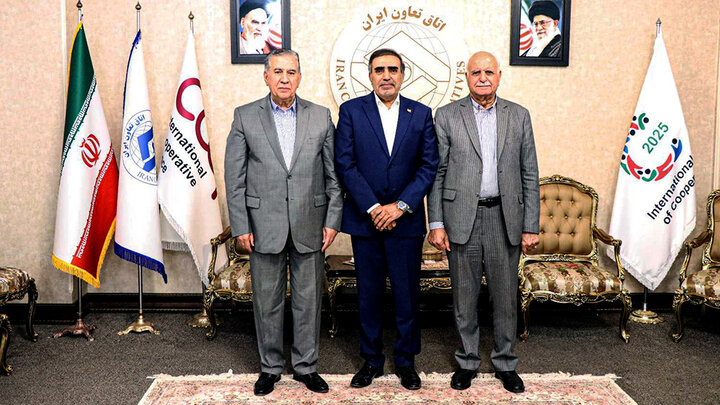 دعوت اتاق بازرگانی و اصناف از مردم برای شرکت در مراسم تشییع شهدای اخیر