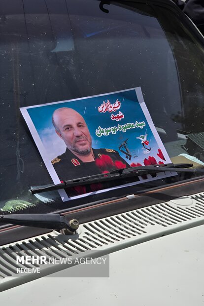 تشییع پیکر مطهر سردار شهید «سید محمود موسویان» در نراق