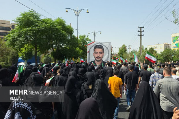 تشییع پیکر مطهر شهید راه وطن «امیرعلی غریب» در اندیشه