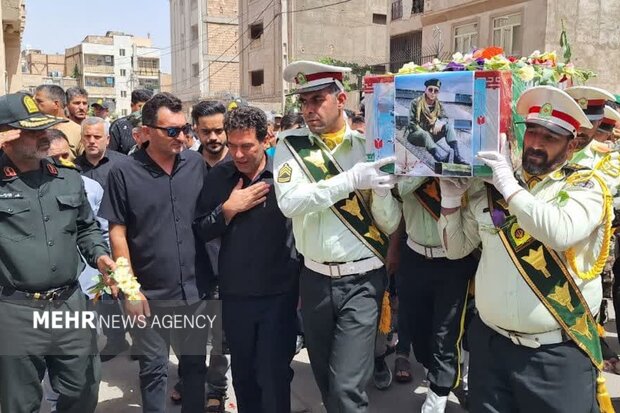 تشییع باشکوه پیکر شهید مدافع وطن «محمد ضیا» در پاکدشت