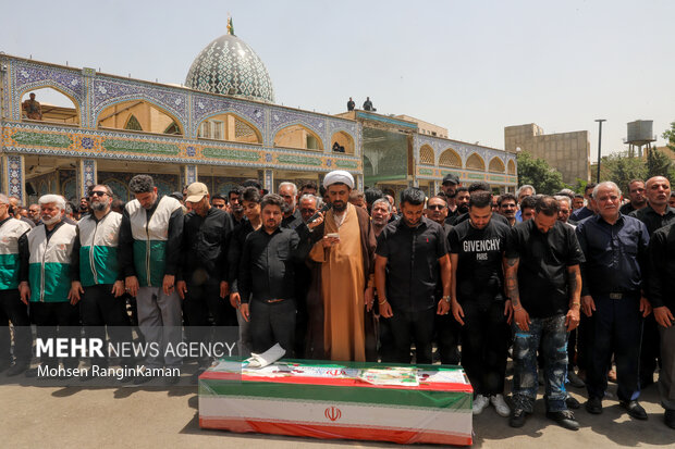 مراسم تشییع پیکر مطهر سرباز شهید ماهان ستاره