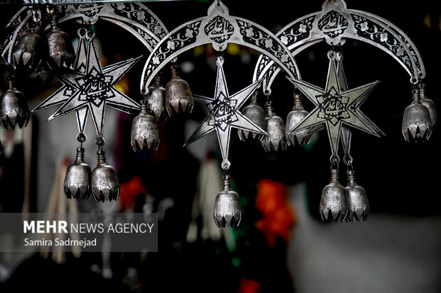 بازار سیاههفروشان تهران در آستانه ماه محرم