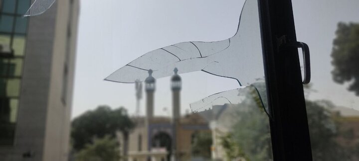 کتابخانهای که انفجار پنجرهاش را باز کرد؛ ماهی قرمزها دلتنگ بچهها 5