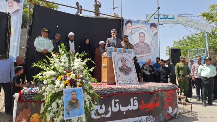 پیکر شهید سروان «محمد جهانینژاد» در فیروزآباد تشییع شد