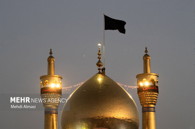 برگزاری مراسم تعویض پرچم گنبد حسینیه اعظم زنجان