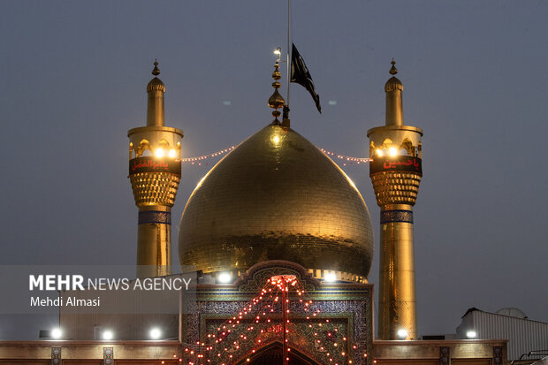 آیین تعویض پرچم حسینیه اعظم زنجان همزمان با شب اول محرم