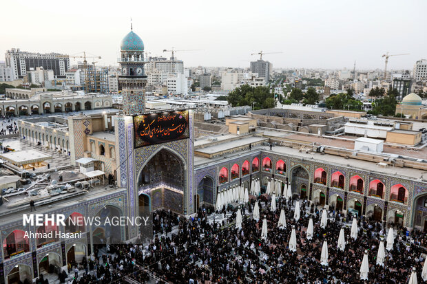 اذن عزا و تعویض پرچم حرم مطهر امام رضا (ع)