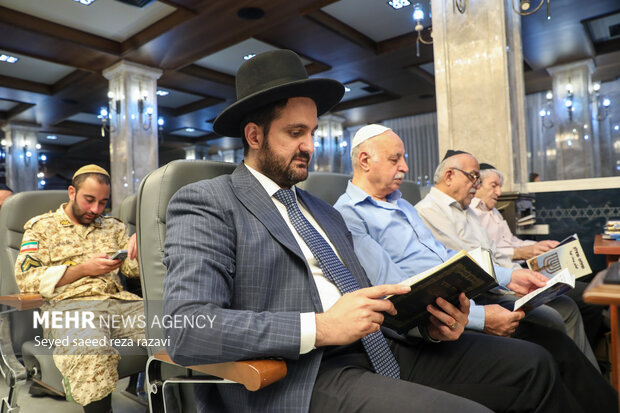 تجمع کلیمیان در حمایت از رهبر معظم انقلاب