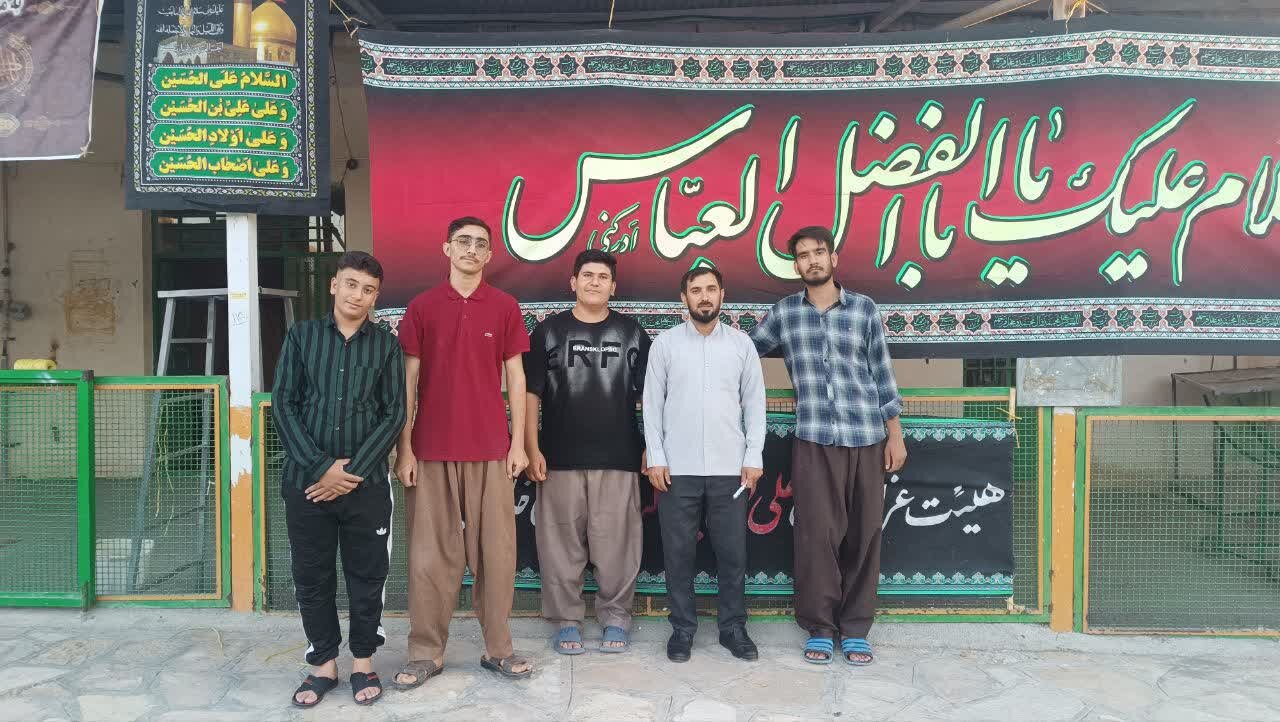 عطر محرم در کوچه پس کوچه‌های روستای خانم آباد پیچید