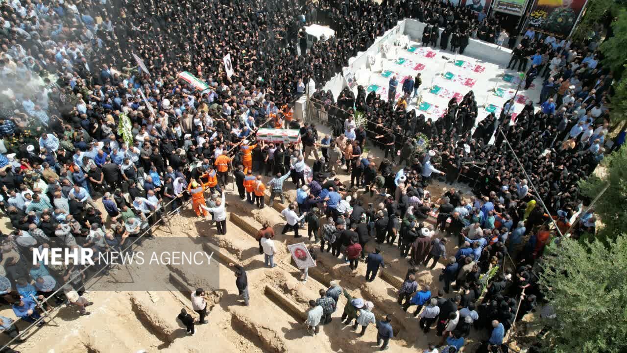 لرستان در ۱۲ روز؛ روایتی که نباید خاک بخورد! لرستان در ۱۲ روز؛ روایتی که نباید خاک بخورد!