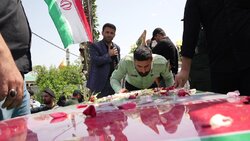 خانواده شهید حقیقت: محمود برای خدمت به مردم و امنیت کشور رفت