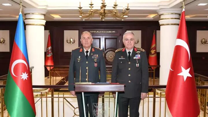 Türkiye ve Azerbaycan Genelkurmay Başkanları bir araya geldi