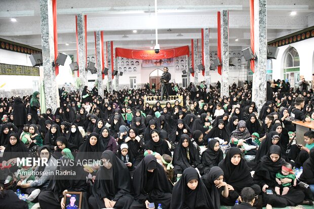 مراسم شیرخوارگان حسینی در بیرجند