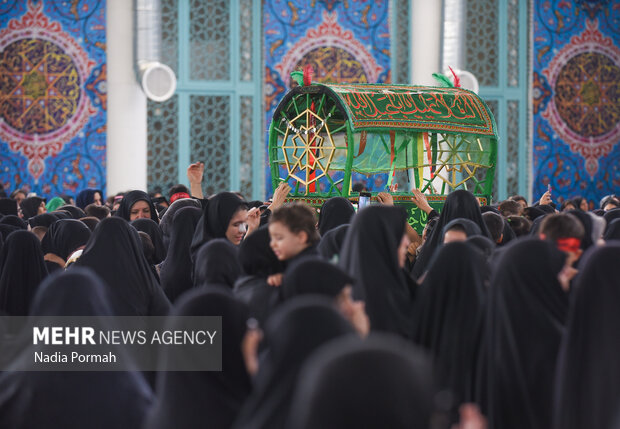 مراسم «شیرخوارگان حسینی» در کرج