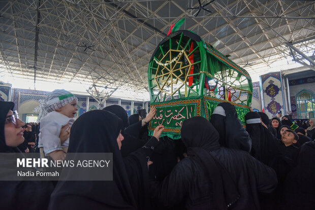 مراسم «شیرخوارگان حسینی» در کرج