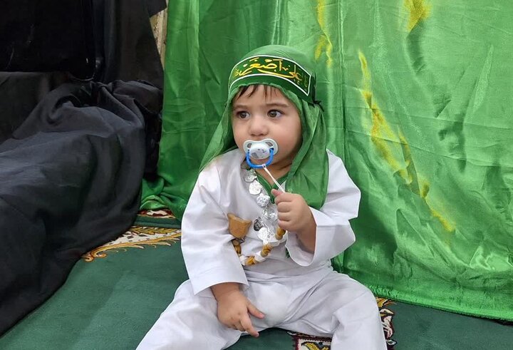 همایش شیرخوارگان حسینی در گناوه برگزار شد