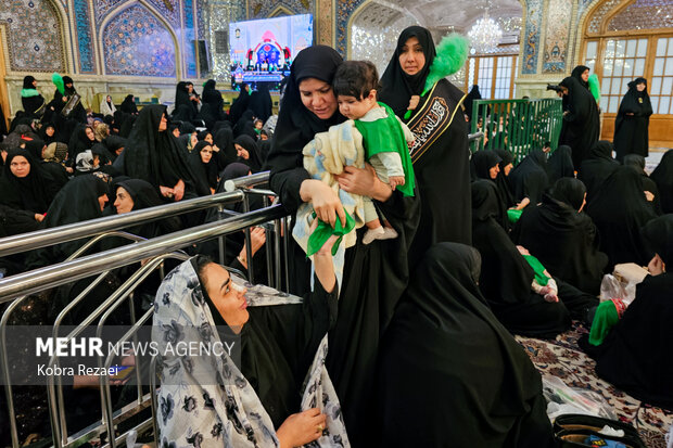 مراسم «شیرخوارگان حسینی» در حرم امام رضا (ع)