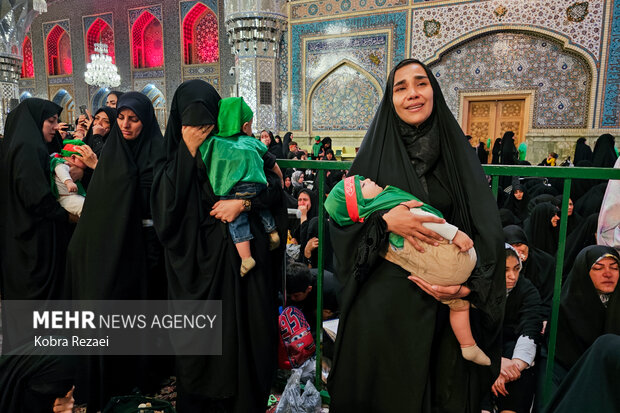 مراسم «شیرخوارگان حسینی» در حرم امام رضا (ع)