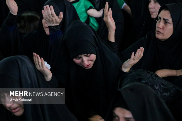 مراسم شیرخوارگان حسینی در سمنان