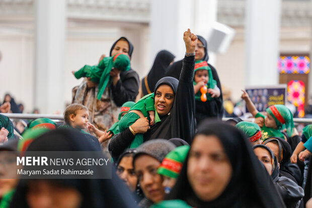 مراسم شیرخوارگان حسینی در حرم شاهچراغ (ع)4