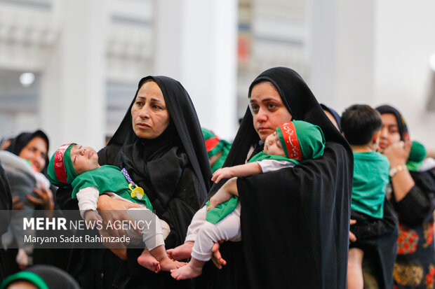 مراسم شیرخوارگان حسینی در حرم شاهچراغ (ع)