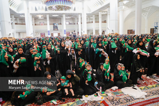 مراسم شیرخوارگان حسینی در حرم شاهچراغ (ع)