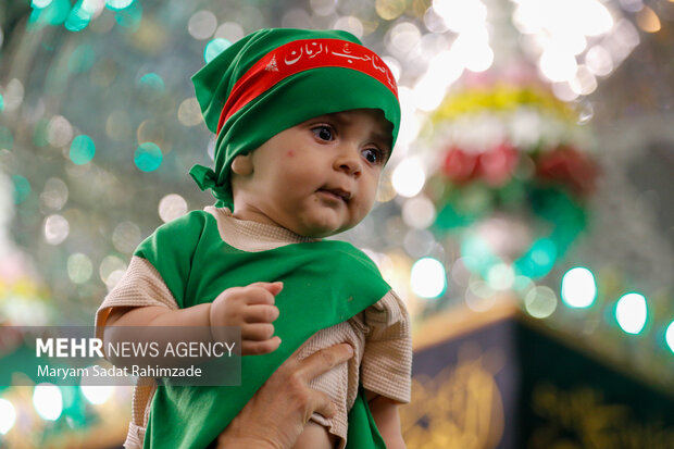 مراسم شیرخوارگان حسینی در حرم شاهچراغ (ع)