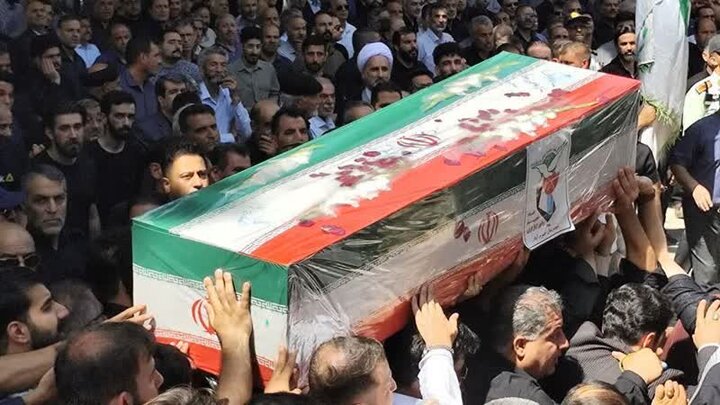 پیکر شهید «امیرحسین طولابی» در خرم‌آباد تشییع شد