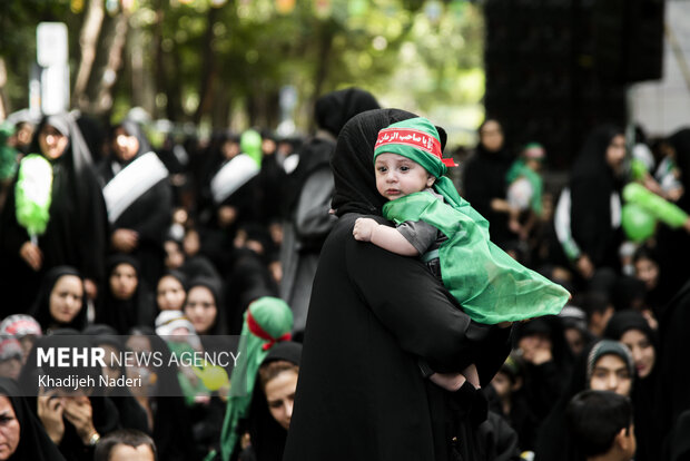 مراسم «شیرخوارگان حسینی» در اصفهان