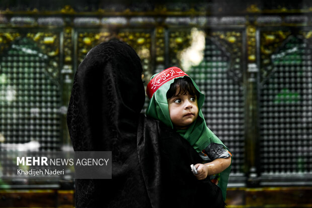 مراسم «شیرخوارگان حسینی» در اصفهان