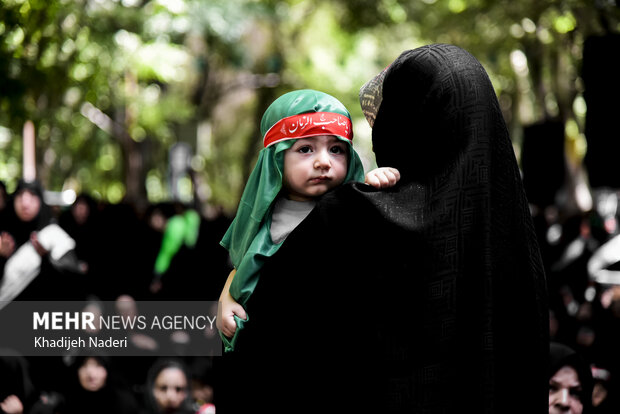 مراسم «شیرخوارگان حسینی» در اصفهان