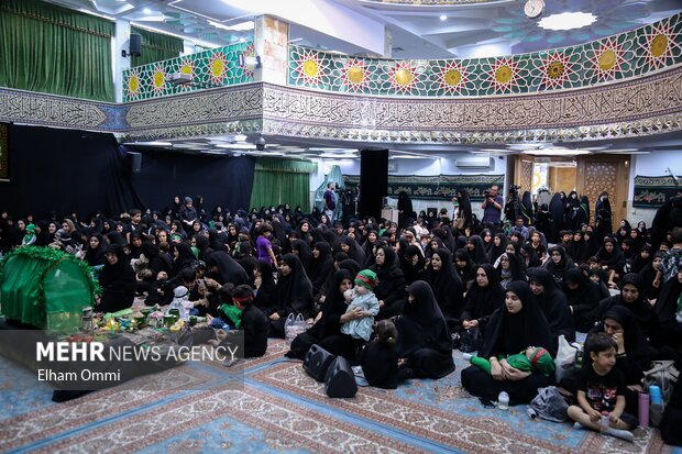 همایش شیرخوارگان حسینی در سنندج