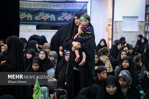 همایش شیرخوارگان حسینی در سنندج