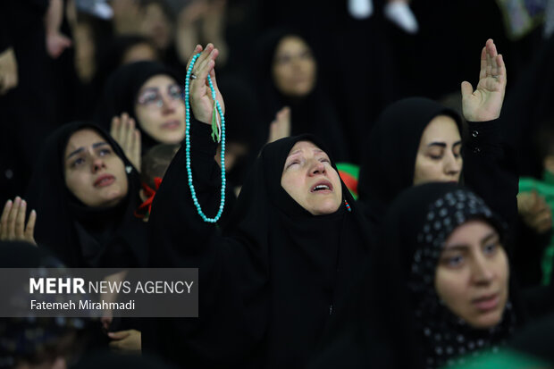 مراسم شیرخوارگان حسینی در مصلای تهران 9