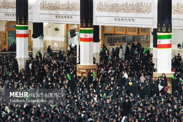 مراسم شیرخوارگان حسینی در حرم بانوی کرامت