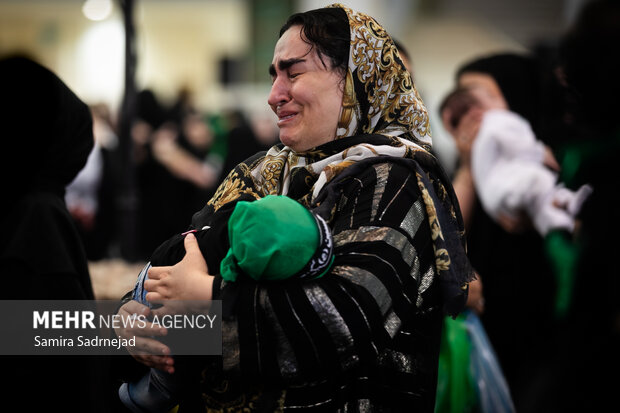 مراسم شیرخوارگان حسینی در مصلای تهران