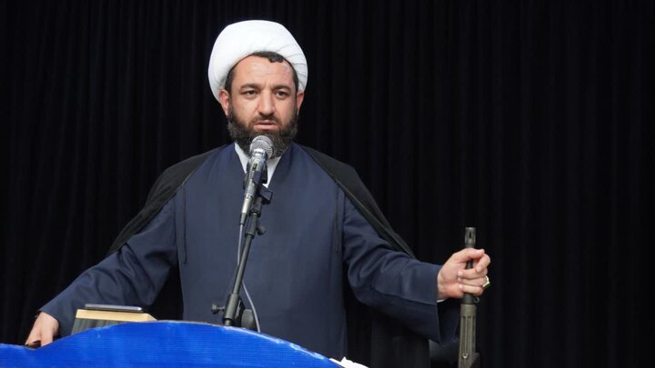 امام جمعه دهدشت: هماهنگی میدان و دیپلماسی باعث موفقیت در جنگ شد