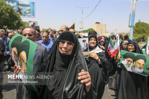 تشییع پیکر مطهر سرلشکر شهید «غلامرضا محرابی» در اهواز0