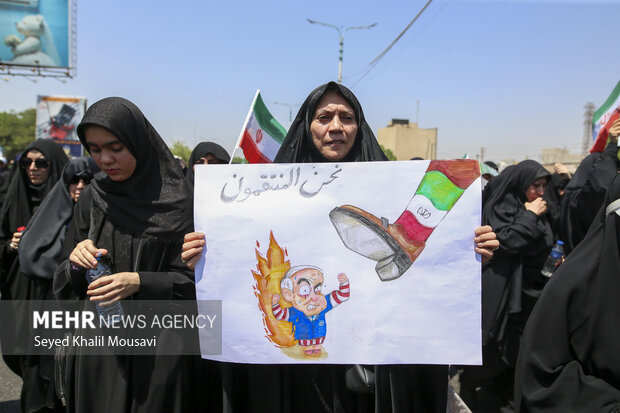 تشییع پیکر مطهر سرلشکر شهید «غلامرضا محرابی» در اهواز2