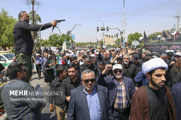 تشییع پیکر مطهر سرلشکر شهید «غلامرضا محرابی» در اهواز3