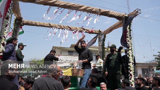 مراسم تشییع پیکر سرباز شهید «محمد ضیا» در رضوانشهر