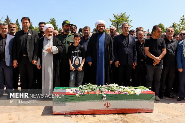 تشییع پیکر شهید «پوراندخت سعادت‌نژاد» در تالش
