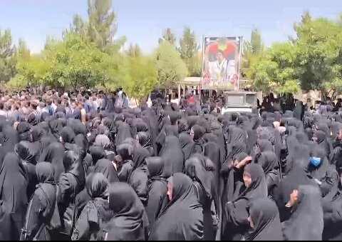 کودکی رفت، اما «شهیدی» بازگشت؛ من «هلنا» فقط ۱۲ سال داشتم!