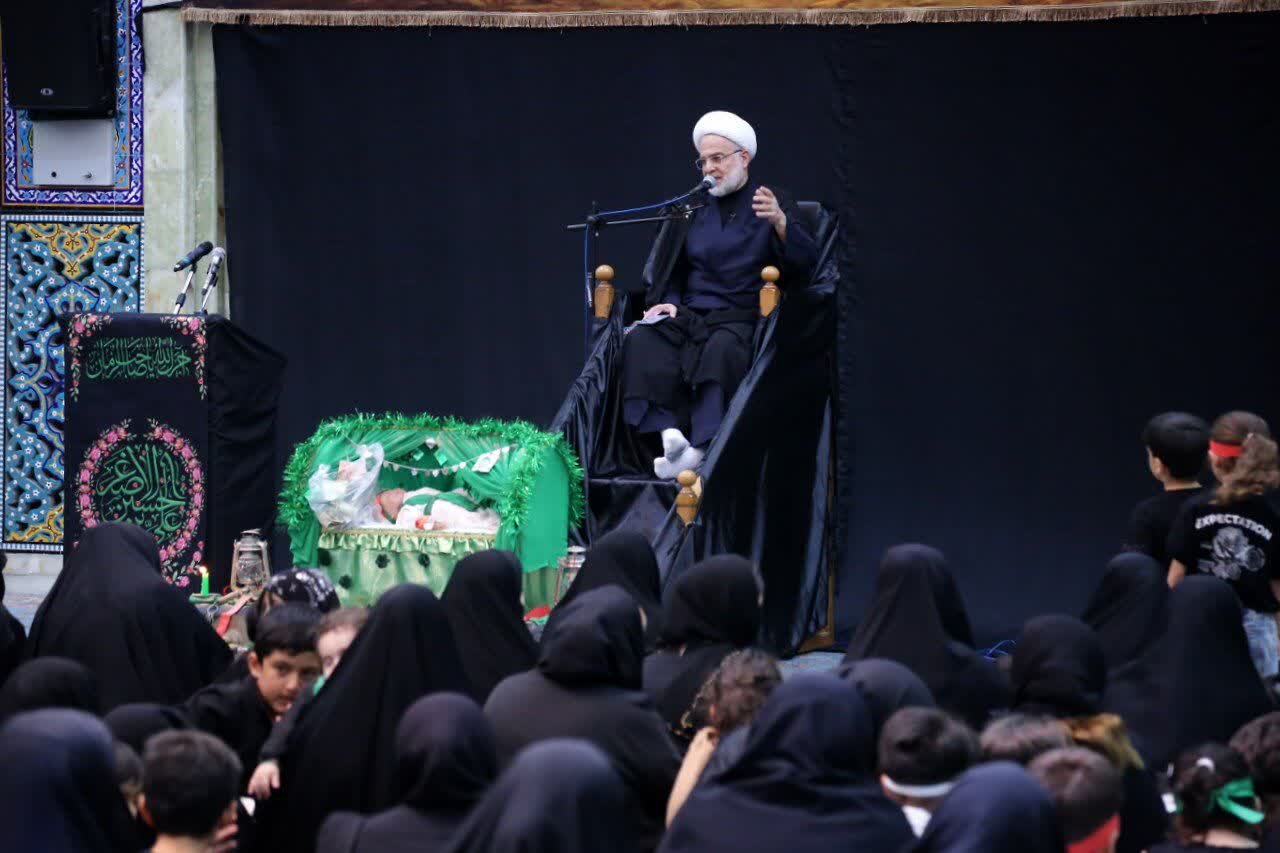 مراسم شیرخوارگان حسینی در مهدیه سنندج تجلی شور و ارادت مادرانه