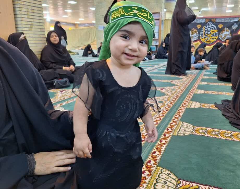 همایش شیرخوارگان حسینی در گناوه برگزار شد