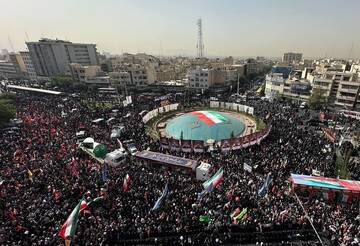 تہران میں 60 شہداء کی تشییع، محرم الحرام میں قومی وحدت اور استکبار ستیزی کا شاندار مظاہرہ