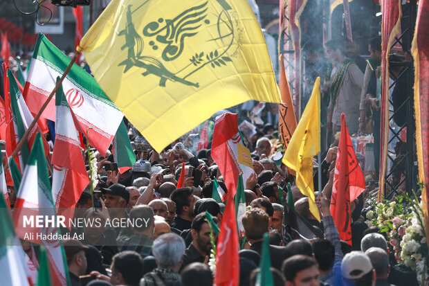تشییع پیکر ۶۰ شهید اقتدار در تهران